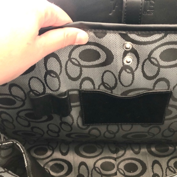 Designer Travel Bag by Jadavé - Picture 6 of 15